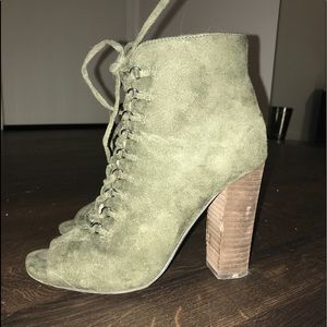 SM New York Green Heels